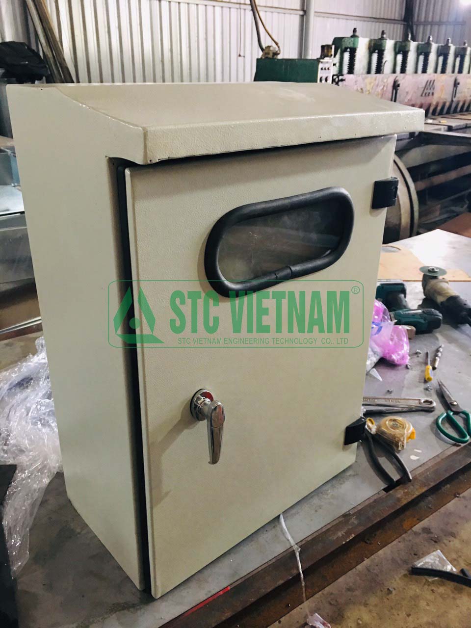 Case of Cheap Electric Cabinet in Dong Nai Province