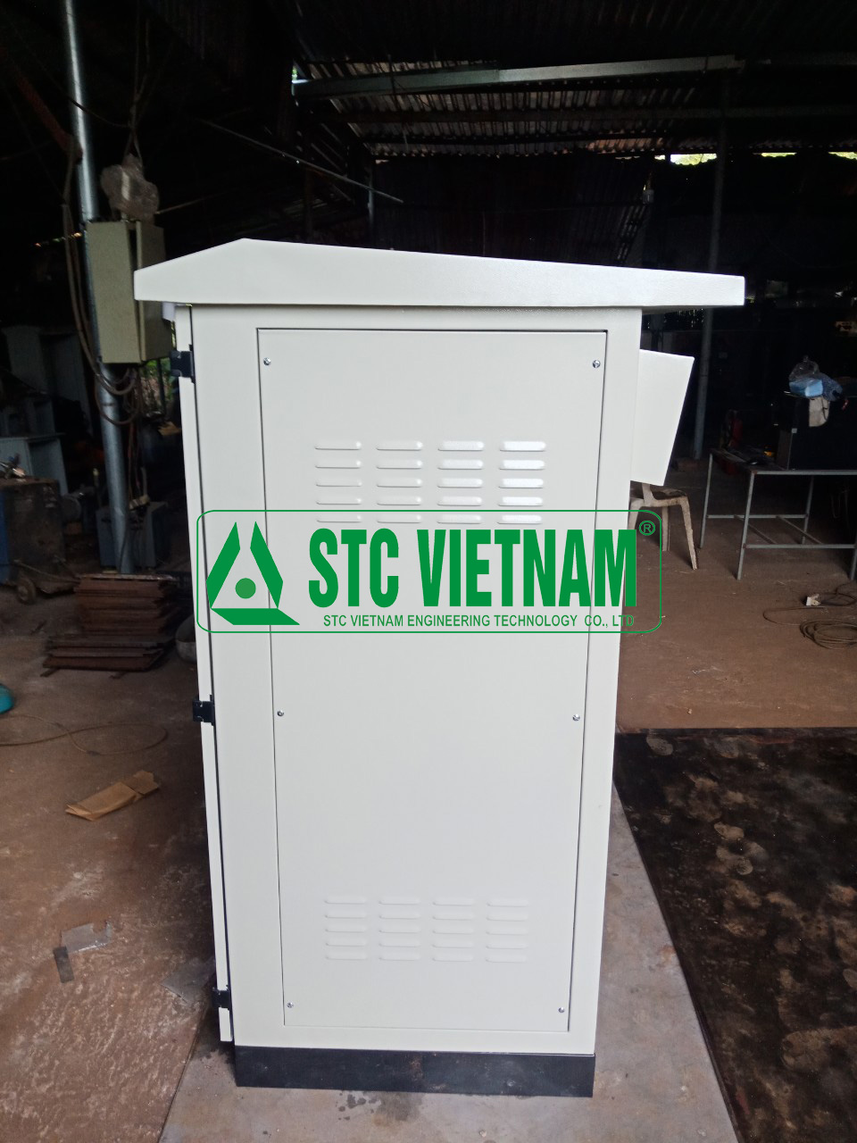 Vỏ tủ điện, thang máng cáp giá rẻ